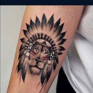 Meet your Posher, Mona